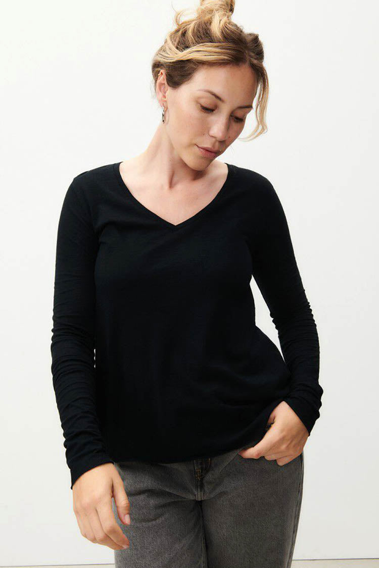 Jacksonville LS V-neck Tee in Black