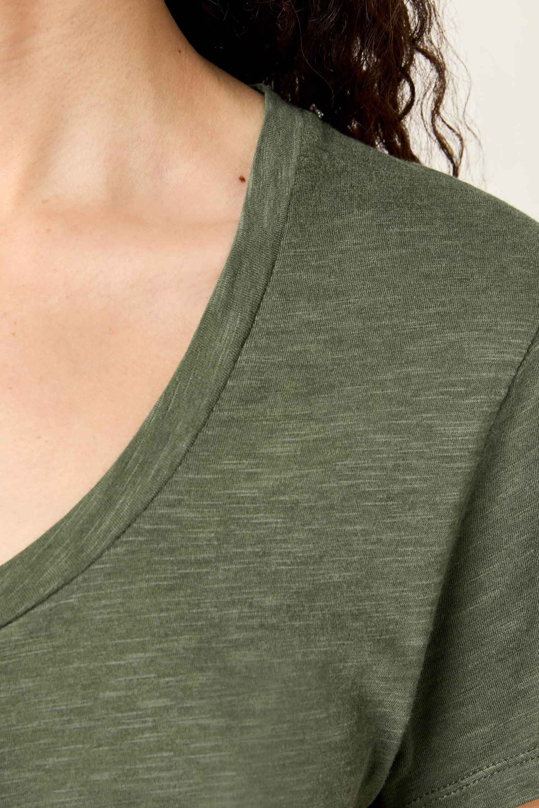 Jacksonville U Collar SS T-Shirt in Vintage Khaki