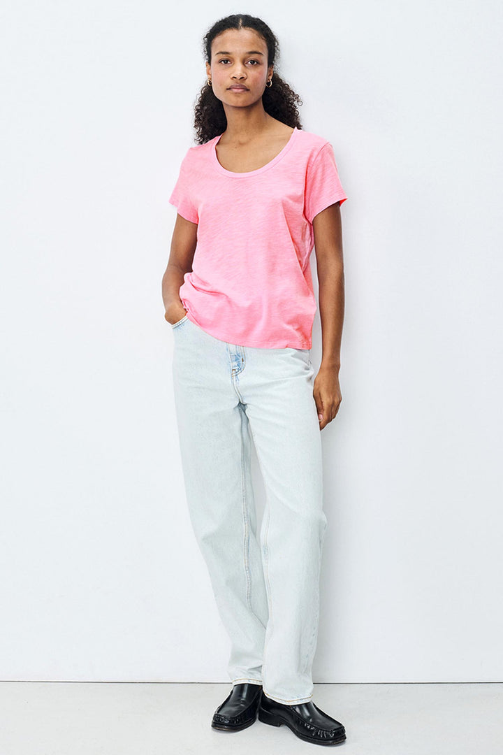 Jacksonville U Collar SS T-Shirt in Vintage Kiss