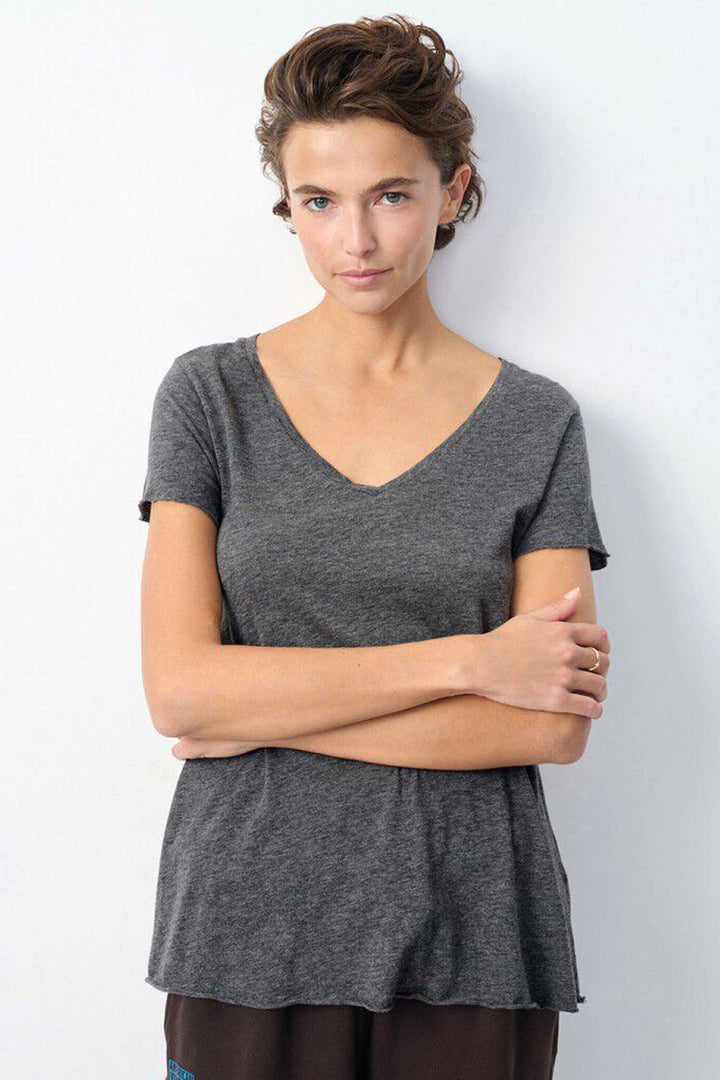 Jacksonville V-Neck SS T-Shirt in Charcoal Melange