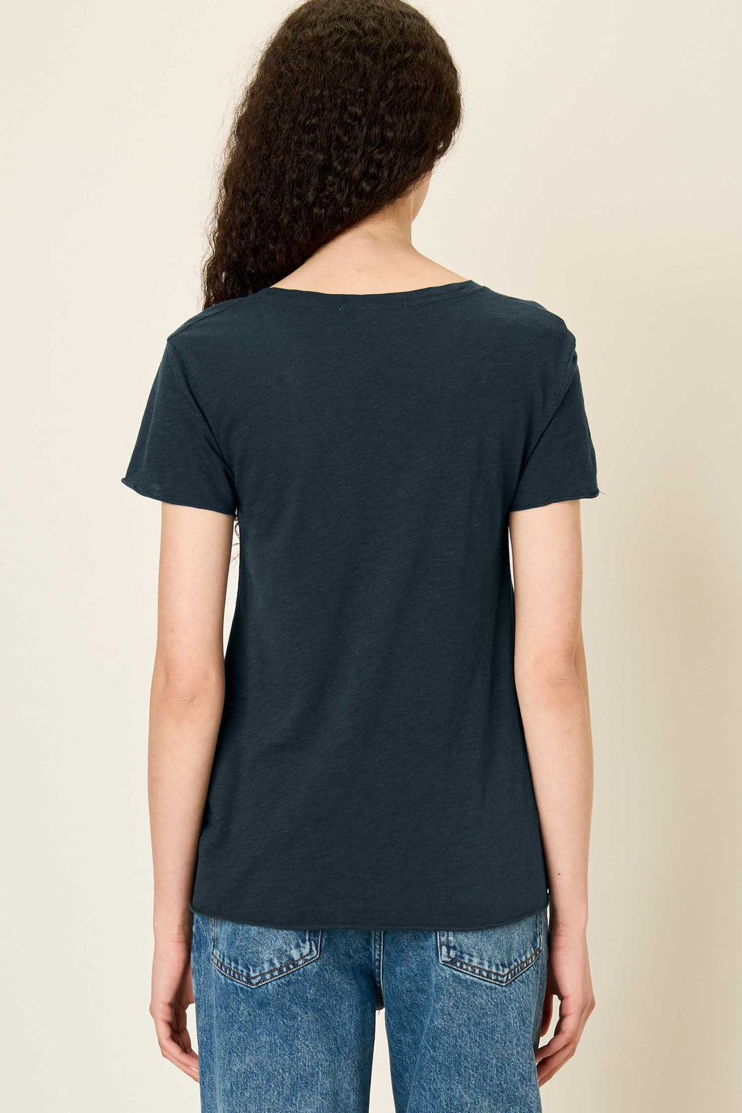 Jacksonville V-Neck SS T-Shirt in Navy