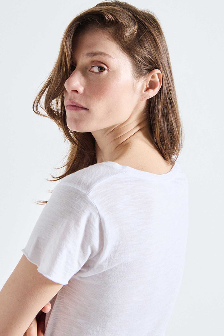 Jacksonville V-Neck SS T-Shirt in White