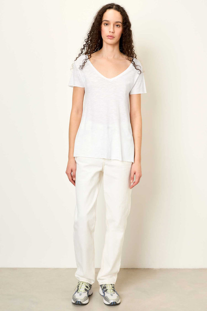 Jacksonville V-Neck SS T-Shirt in White