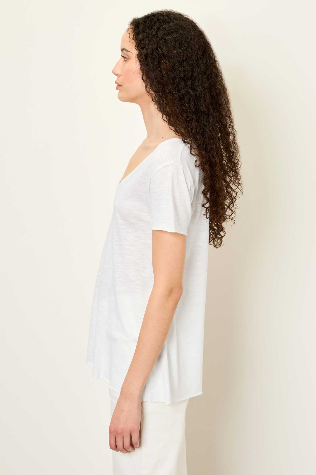 Jacksonville V-Neck SS T-Shirt in White