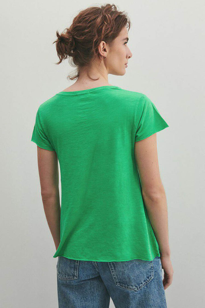 Jacksonville V-neck T-shirt in Menthol