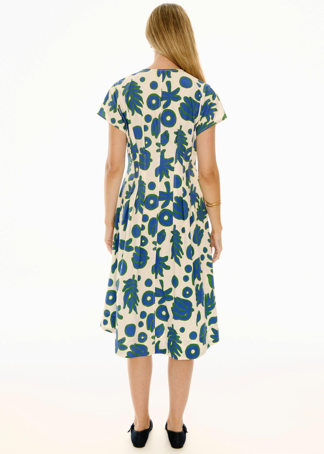 Jaine Tucked Dress in Donut Palm