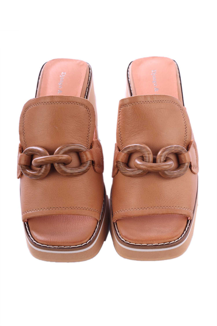 Jennys Leather Sandals in Tan