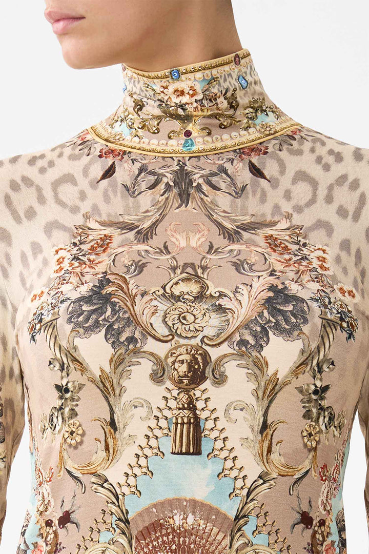 Jersey Turtleneck in Aranjuez Animalia