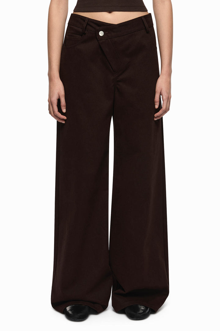 Jett Pant in Dark Chocolate