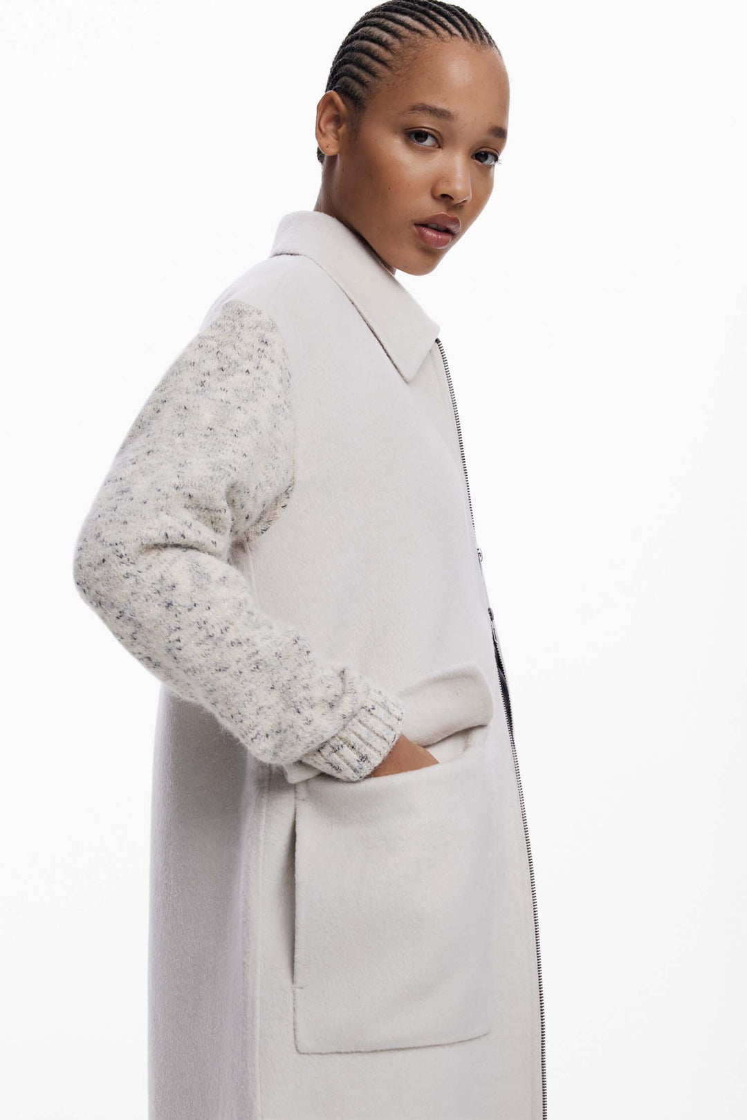 Jinu Light Combined Cloth Coat in Crudo Beige