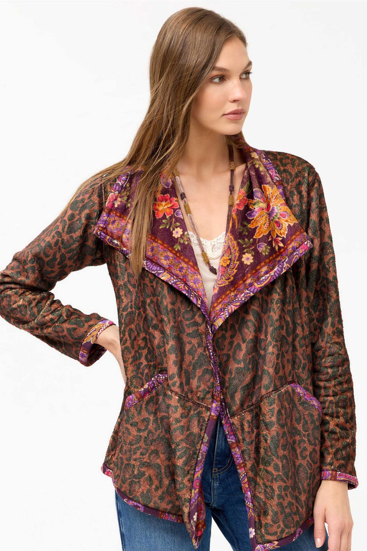 Joan Wrap Binded Reversible Sherpa Jacket in Domitila