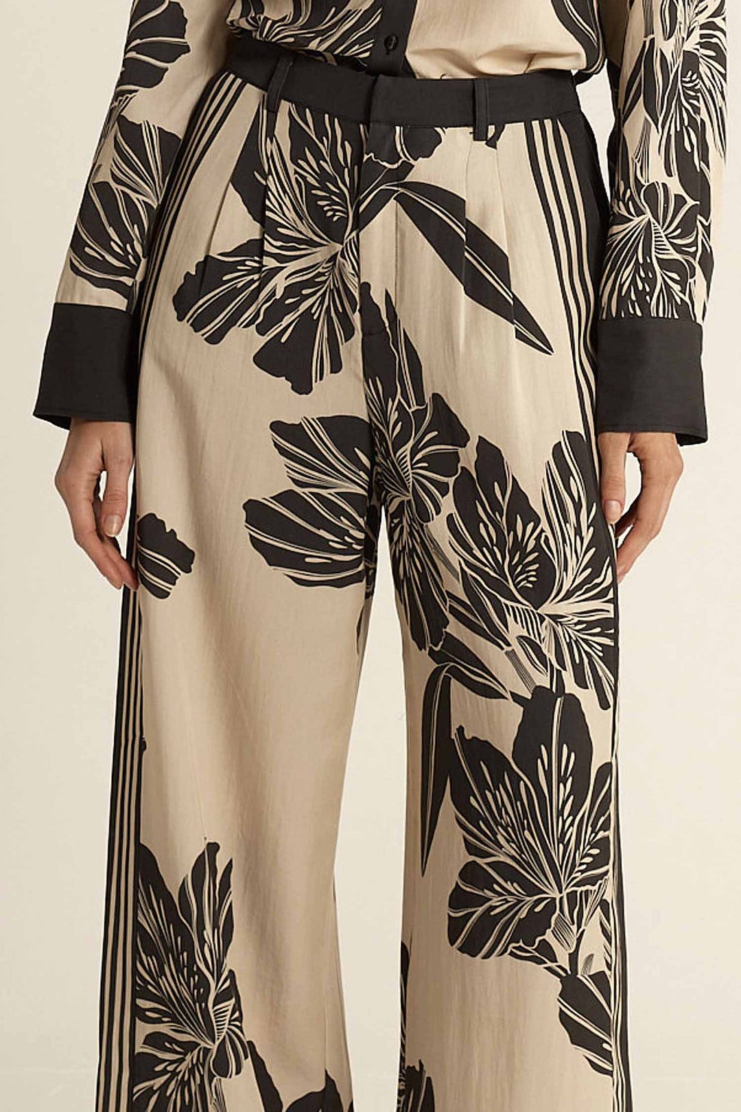 June Pant in Shadow