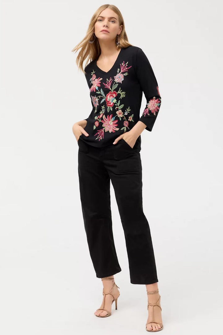Junie 3/4 Sleeve Trapunto V-Neck Tee in Black