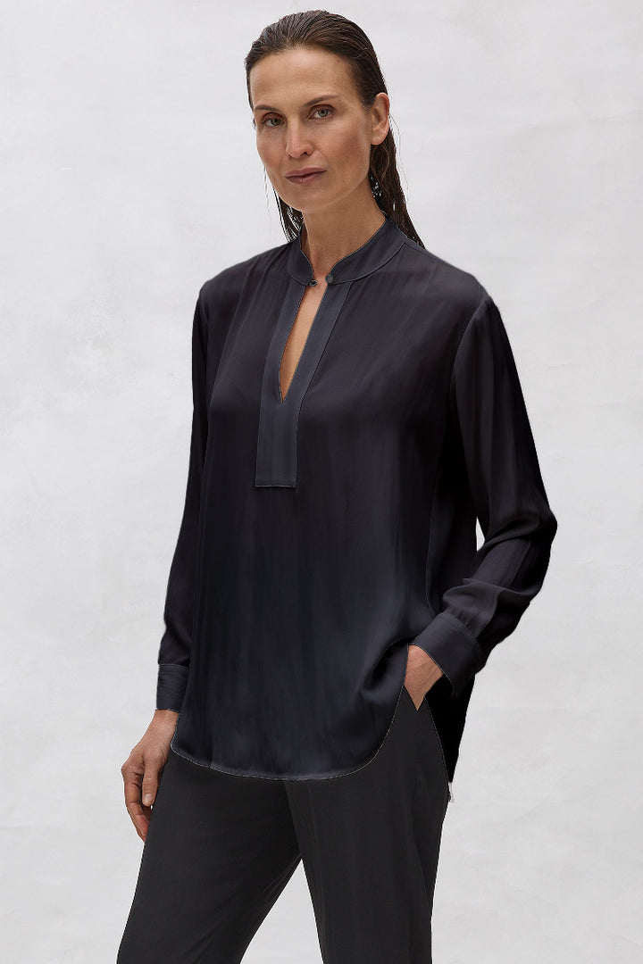 Keyhole Shirt in Black