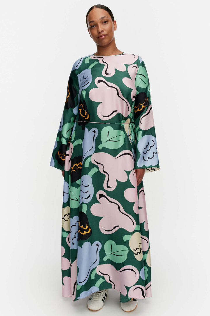 Kaunista Kukasta Kukkaan Silk Dress in Green/Pink