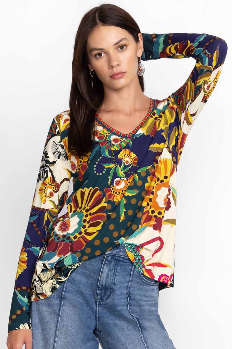 Kimbra Fav LS V-neck Swing Tee