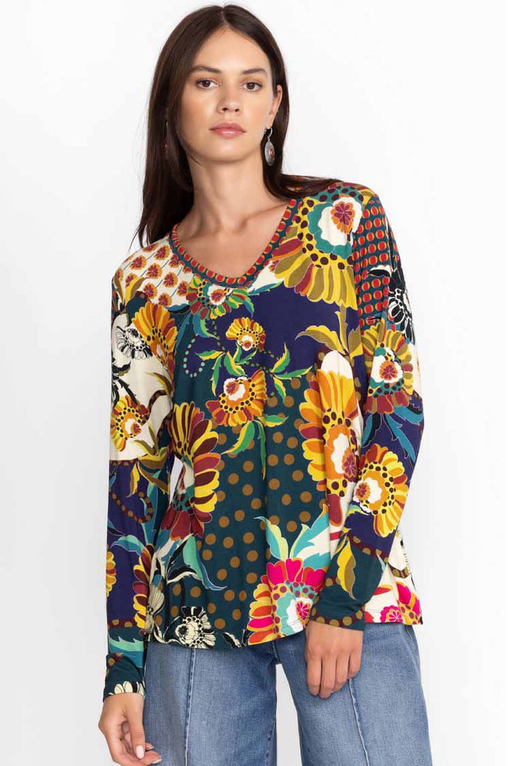 Kimbra Fav LS V-neck Swing Tee