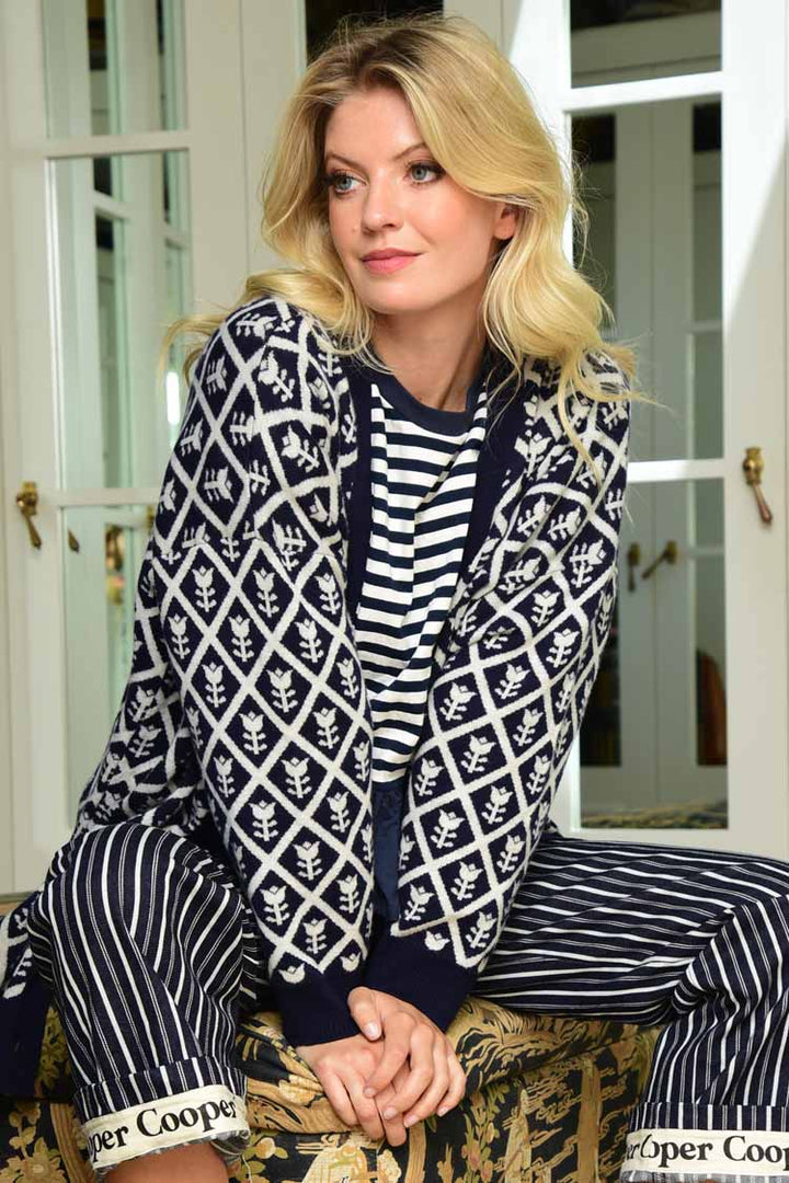 Knitting Pretty Cardigan