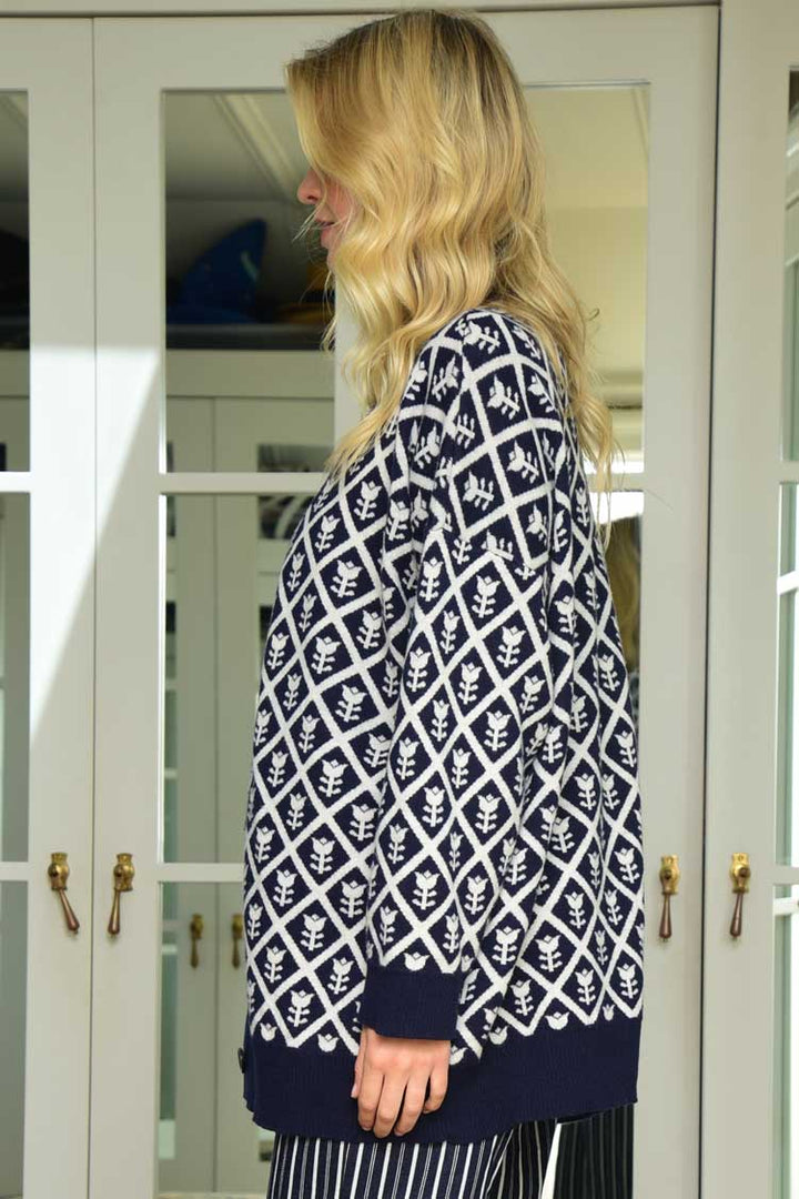 Knitting Pretty Cardigan