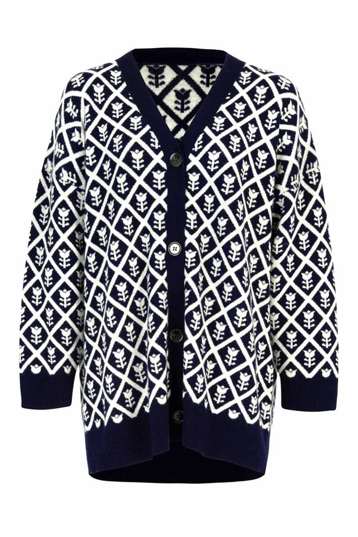 Knitting Pretty Cardigan