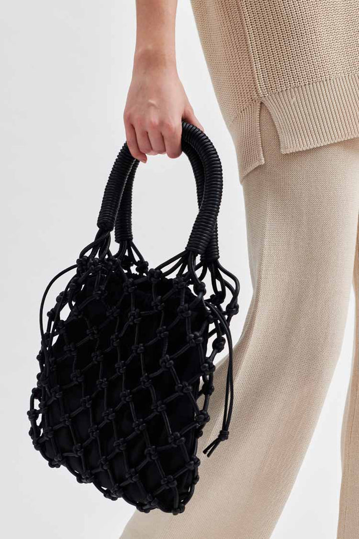 Knot Bag in Black