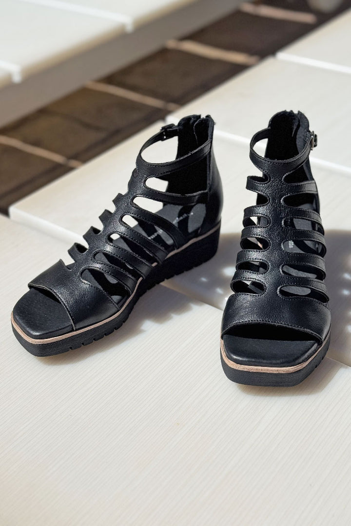 Kodzo Black Leather Sandals