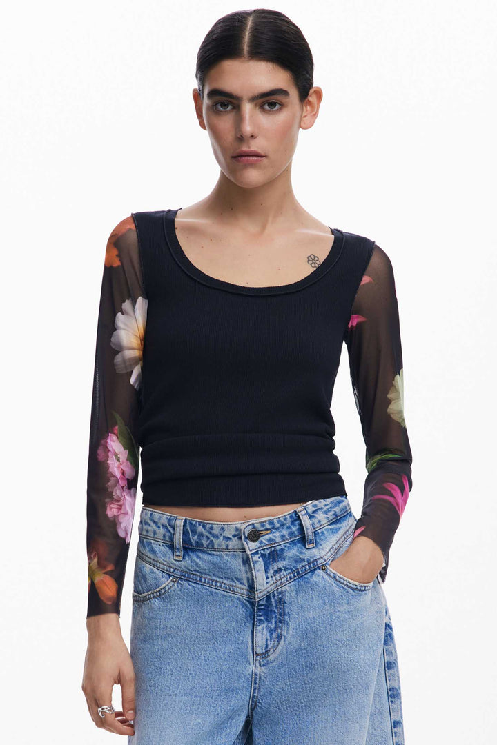 LS Tulle T-shirt w Floral Sleeve
