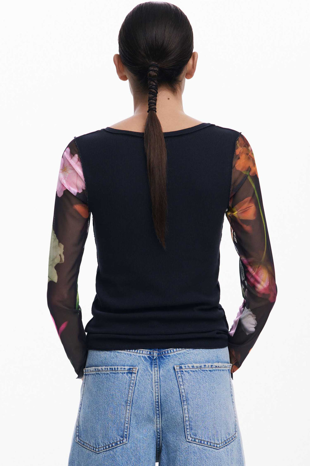 LS Tulle T-shirt w Floral Sleeve