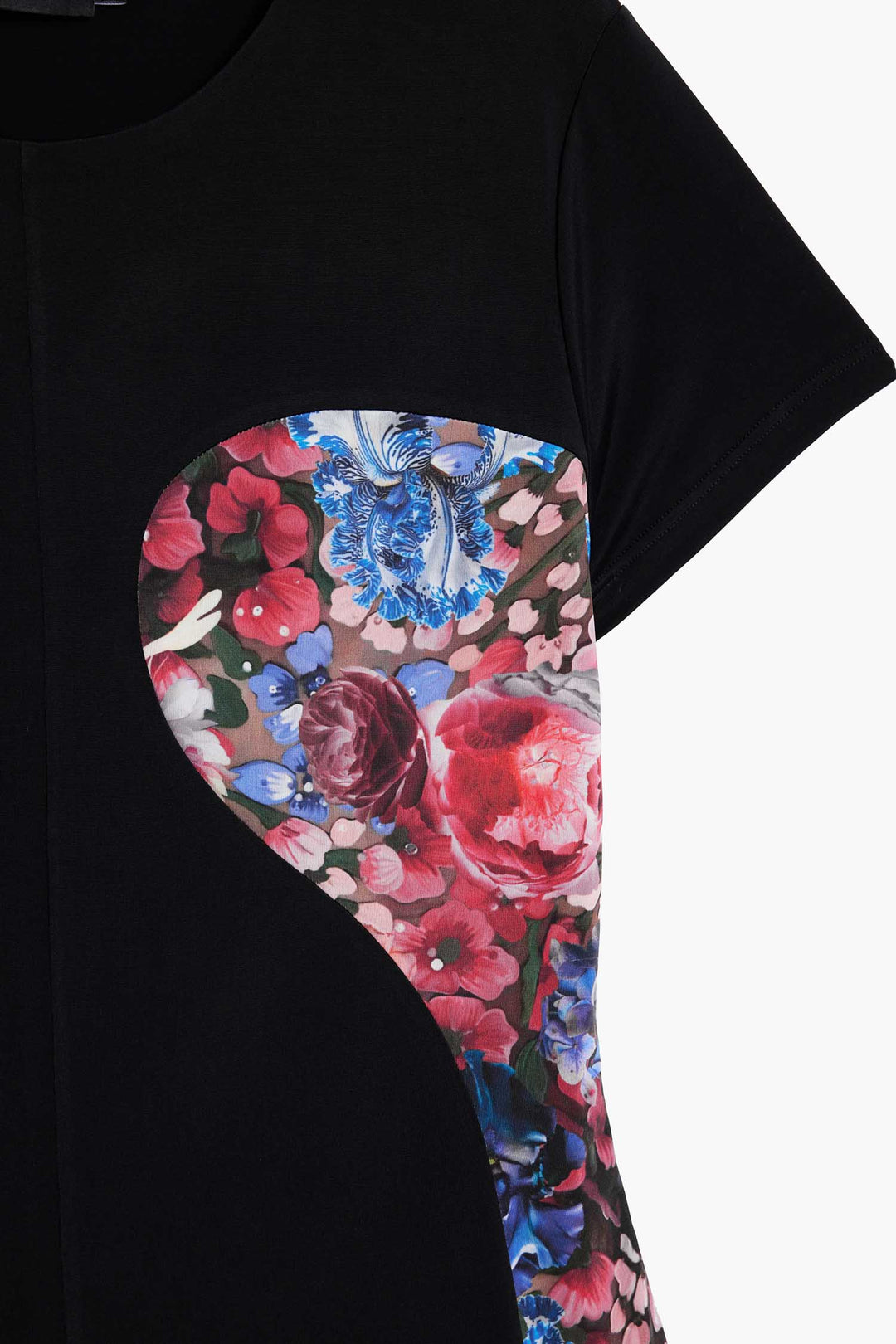 Lacroix Gante T-Shirt in Black