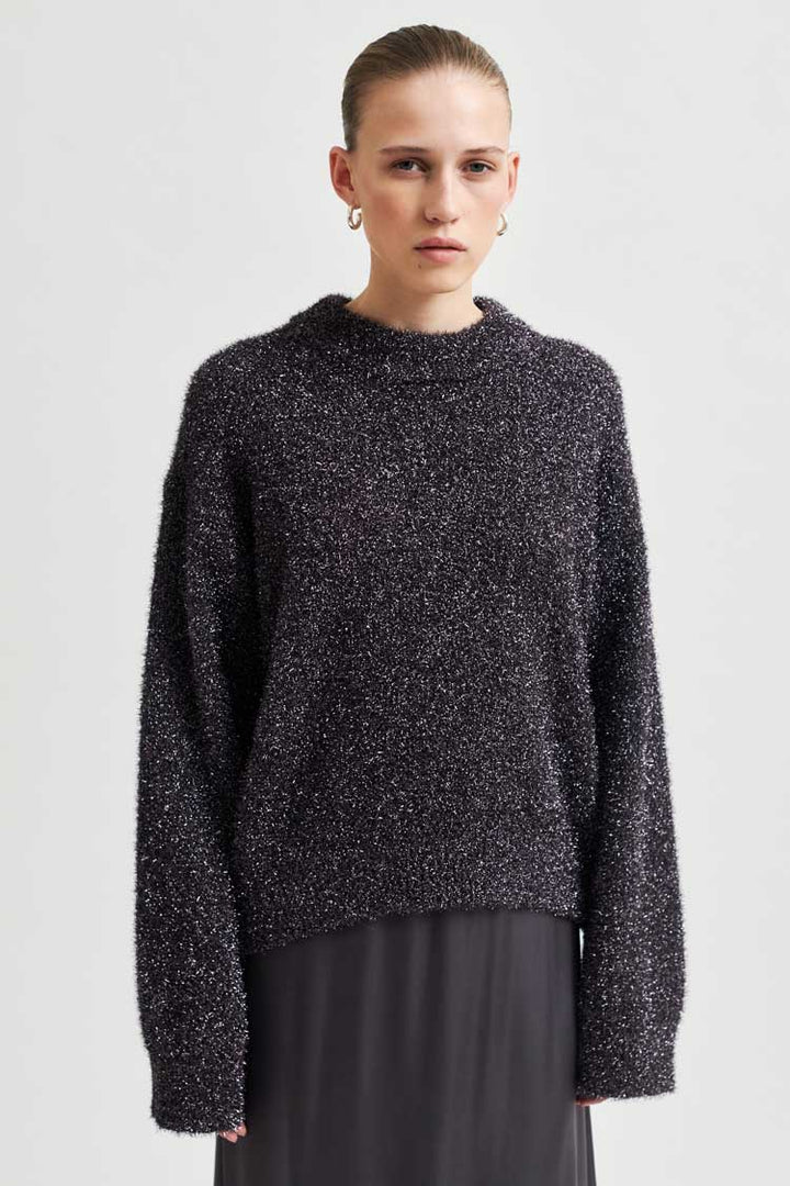 Lamilla O-Neck Knit in Irongate