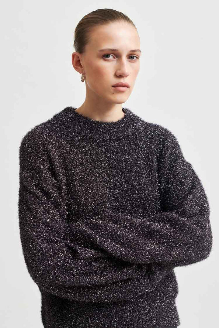 Lamilla O-Neck Knit in Irongate