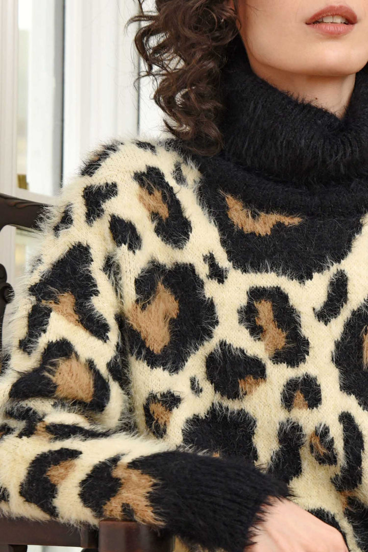 Lay It On Thick Jumper in Leopard