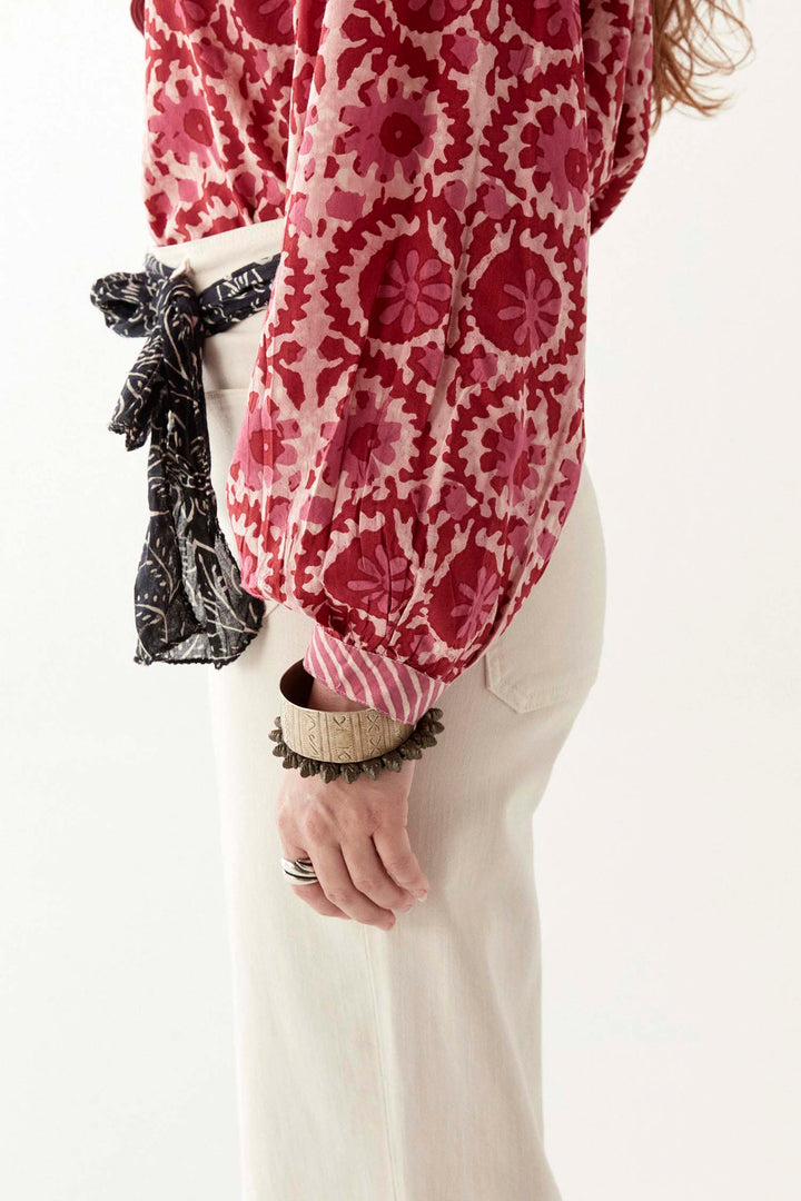 Leandra Flamingo Grooves in Hot Pink