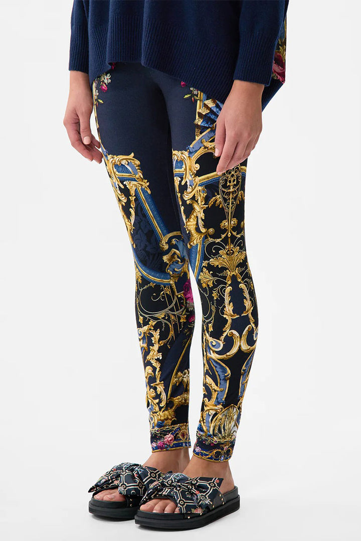 Leggings in Ornate on a Plate