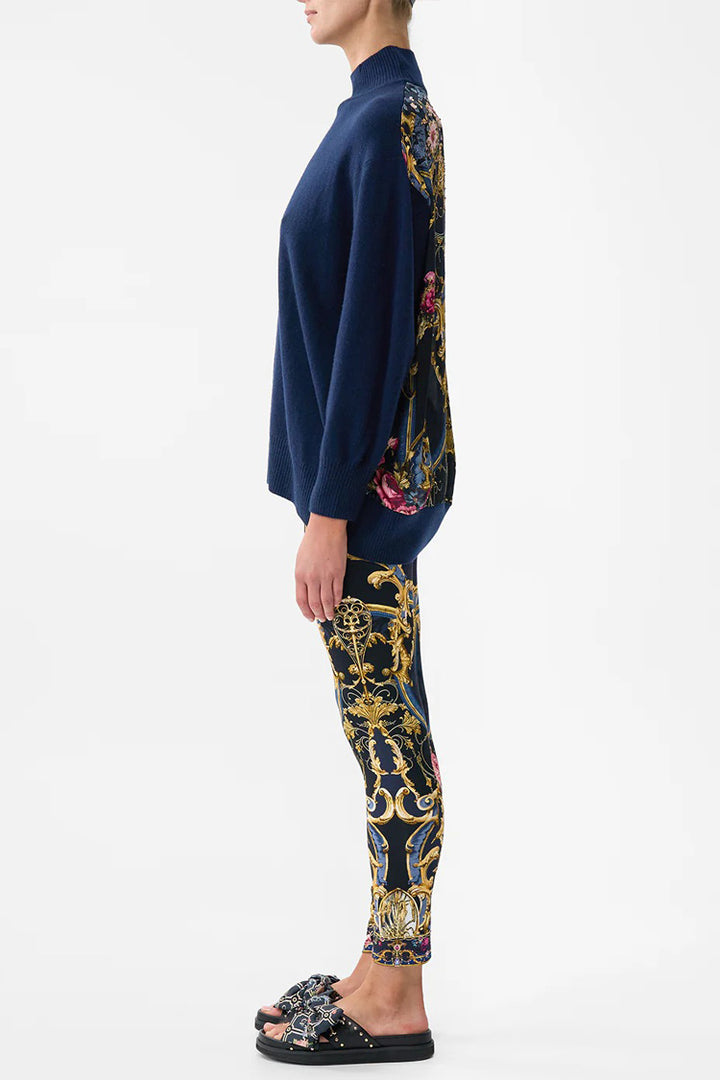 Leggings in Ornate on a Plate