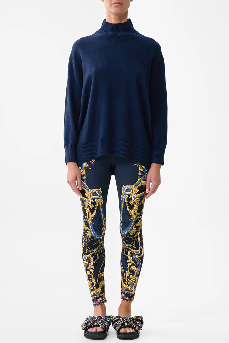 Leggings in Ornate on a Plate