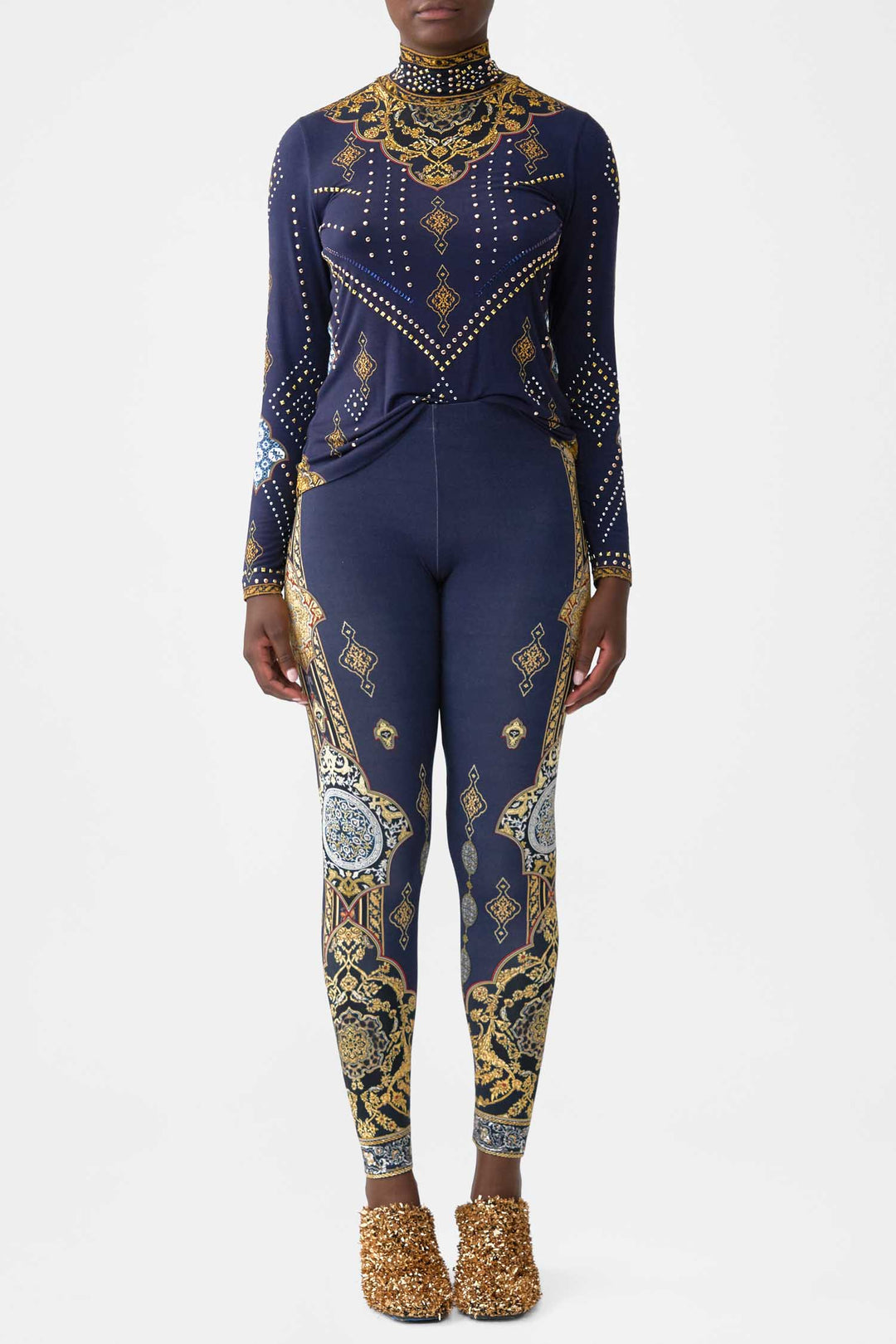 Leggings in The Imperial Gate