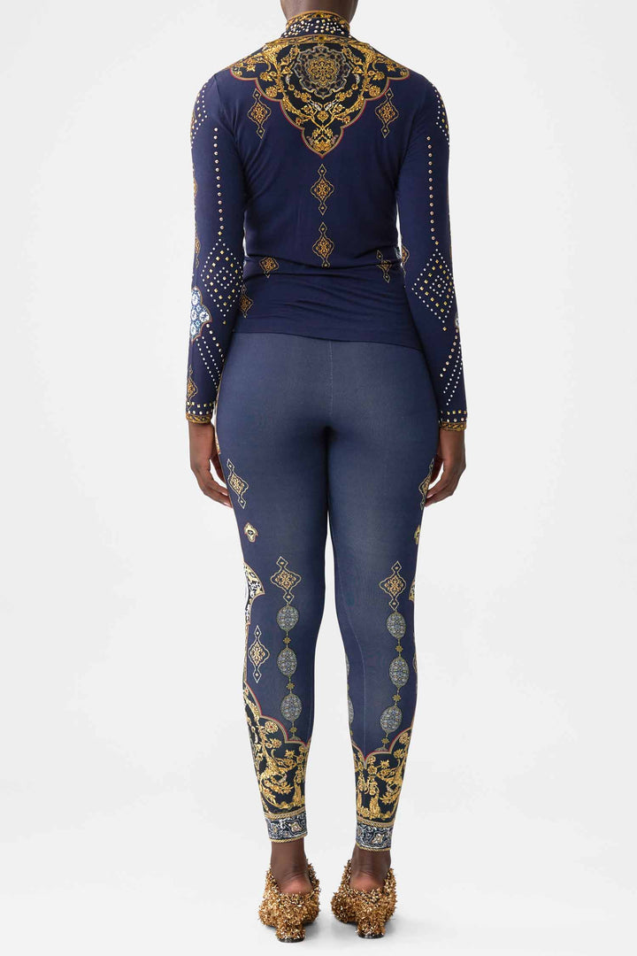 Leggings in The Imperial Gate