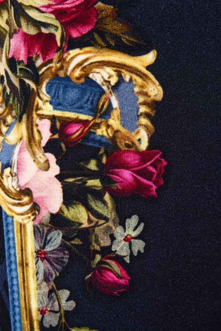 Leggings in Ornate on a Plate