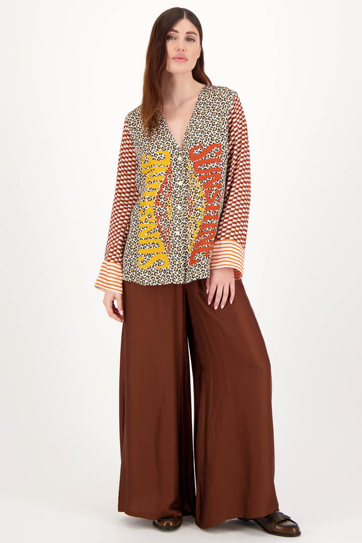Leona V-Neck Shirt in Sunset