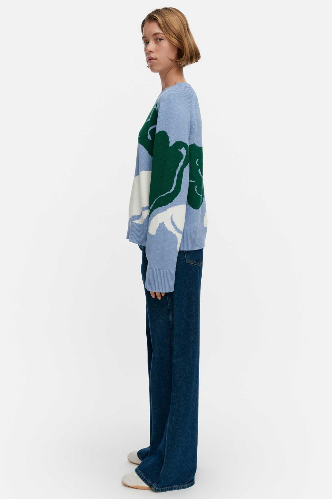 Loitsu Kukasta Kukkaan Knitted Pullover in Blue