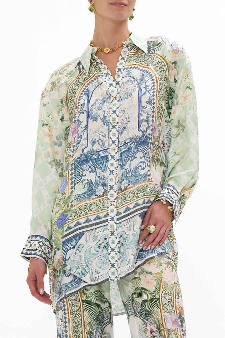 Long Line Shirt with Yoke and Button Detail in Jardim Party