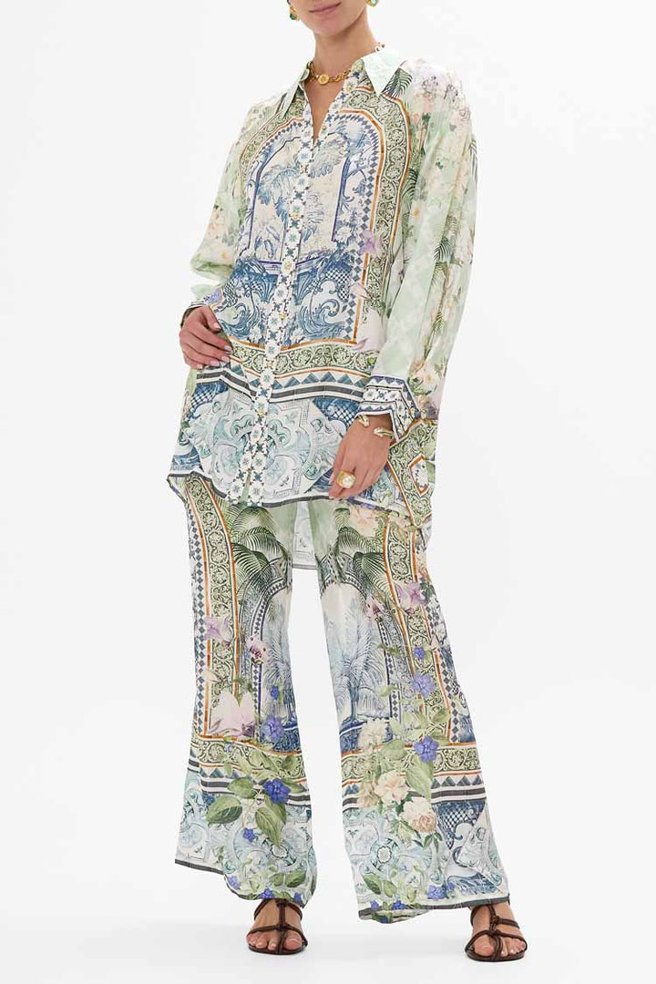 Long Line Shirt with Yoke and Button Detail in Jardim Party