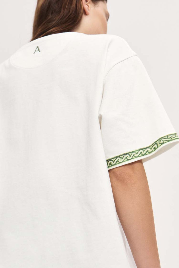 Lucky Pace Tee in Cream