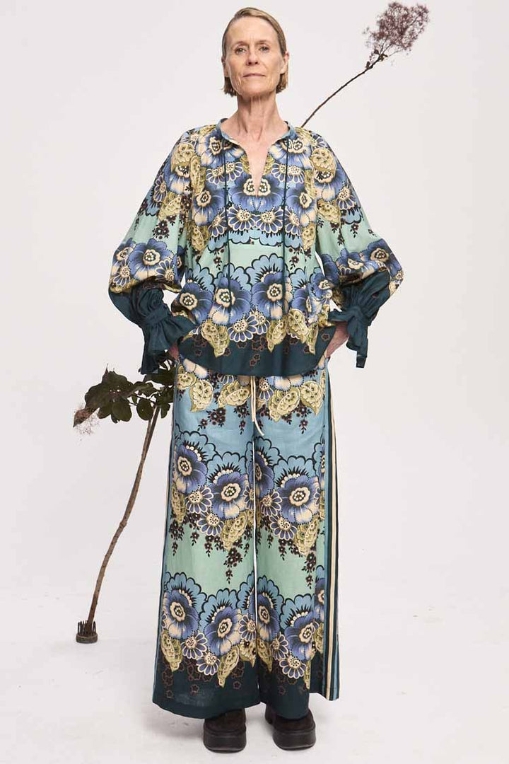 Madalena Pant in Blue