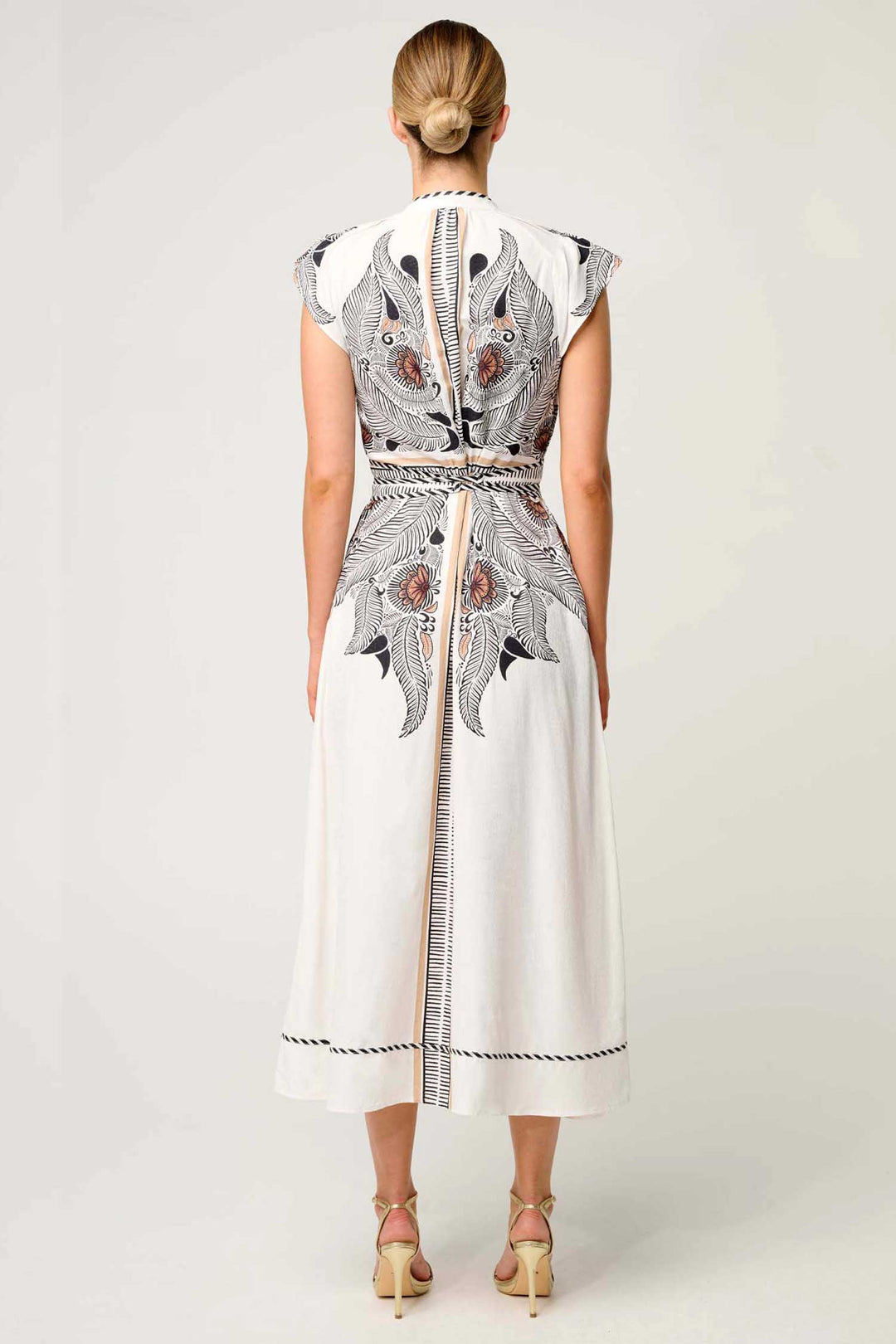 Malika Contrast Bind Flutter Sleeve Dress in Ivory Casablanca