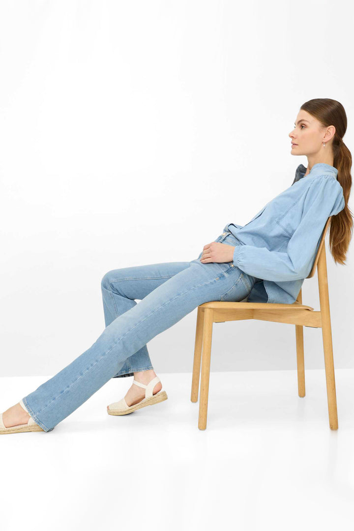 Mary Regular Boot Jean in Used Sky Blue
