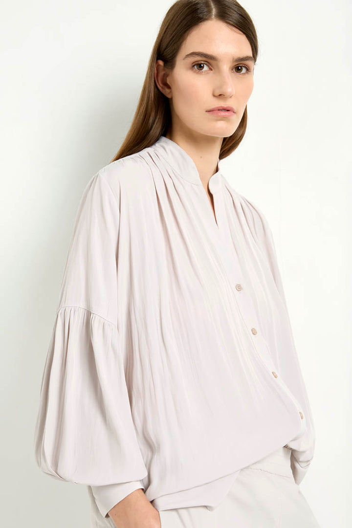 Meridian Blouse in Doe