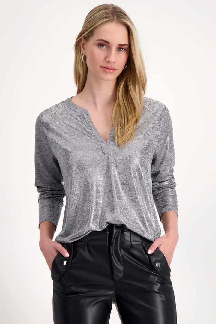 Metallic Foil Finish Top