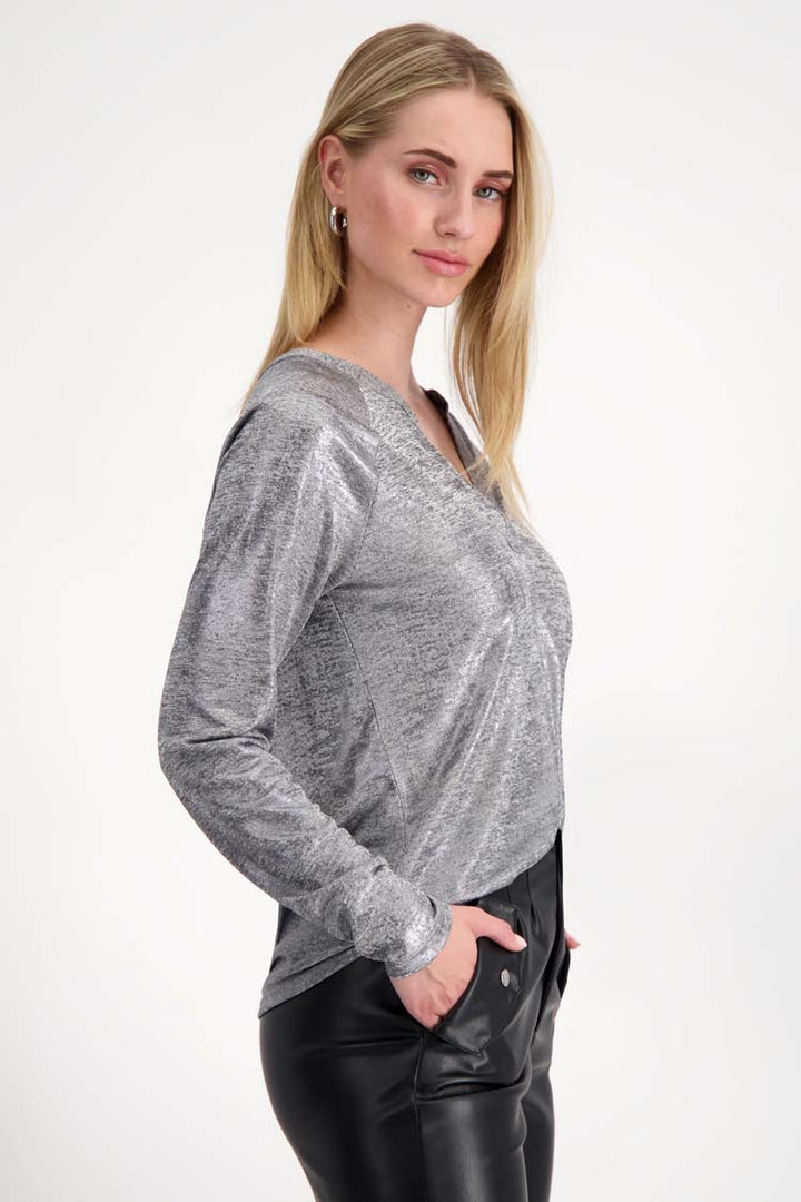 Metallic Foil Finish Top